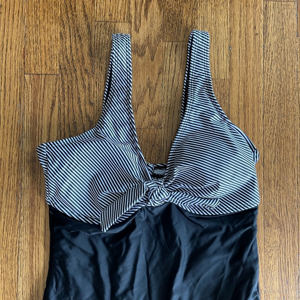 Women’s Bathing Suit